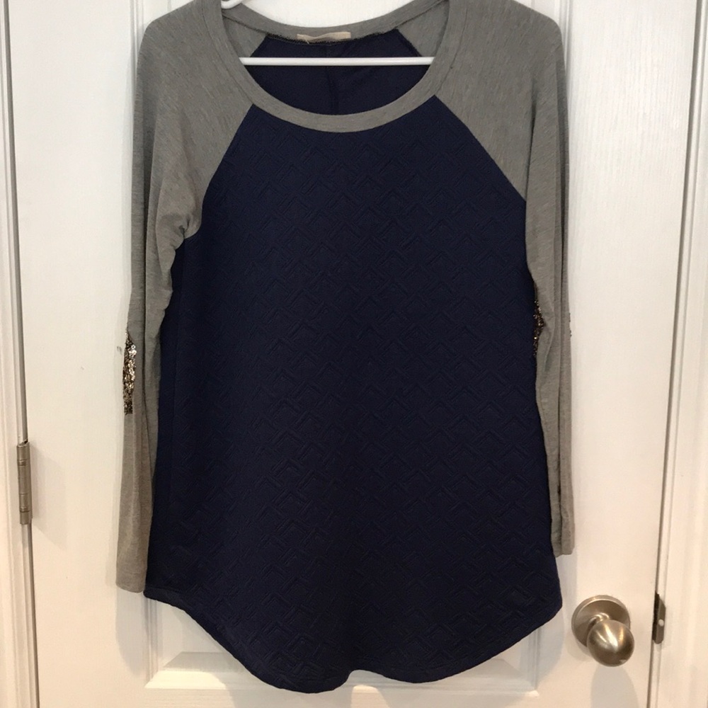 Women’s sweater